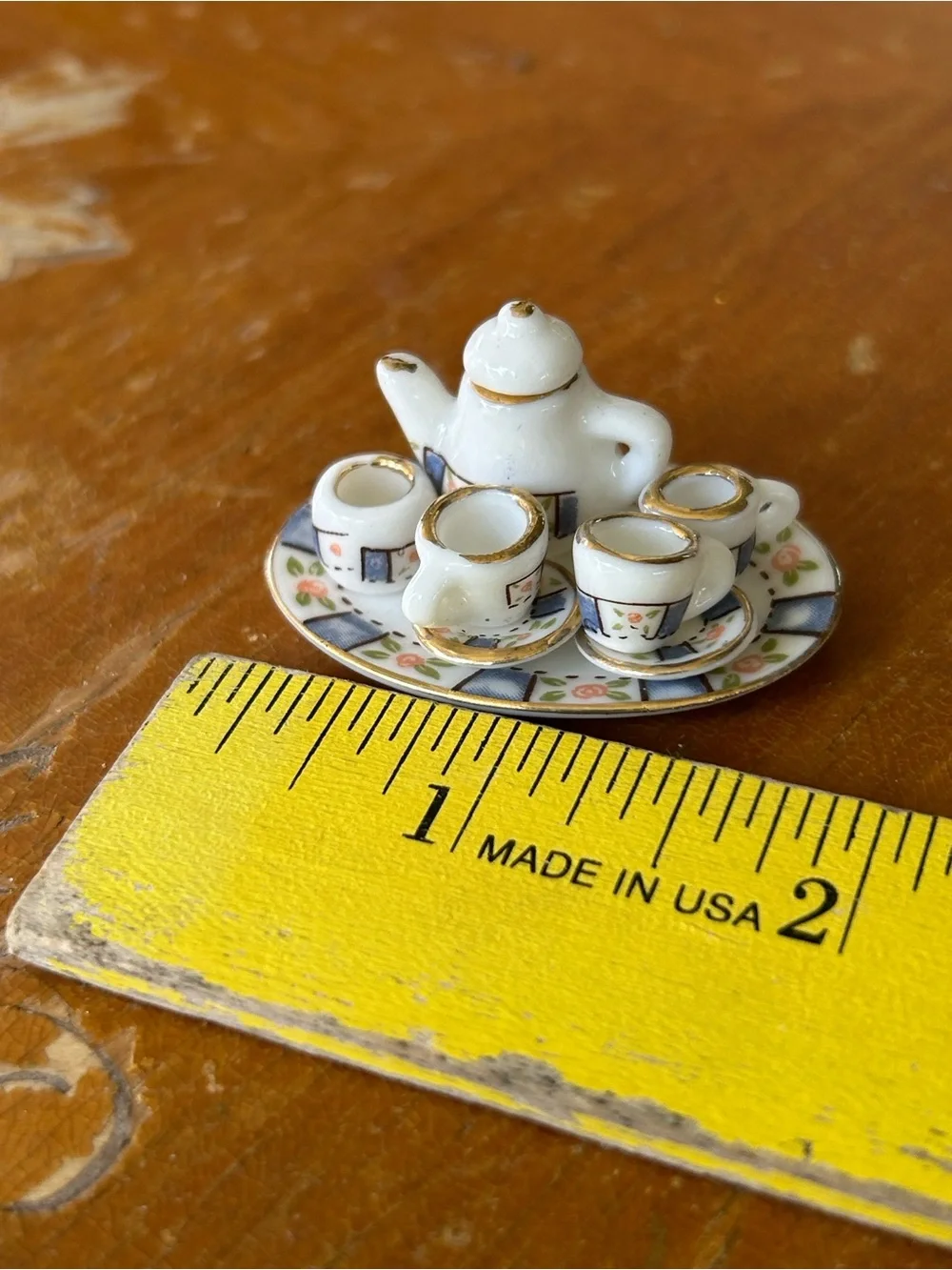 Dollhouse Miniature Porcelain Tea Set